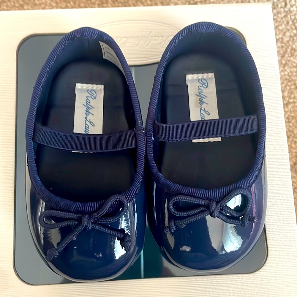 Ralph Lauren Baby Layette Blue Patent Mary Janes, Size 2 LIKE NEW